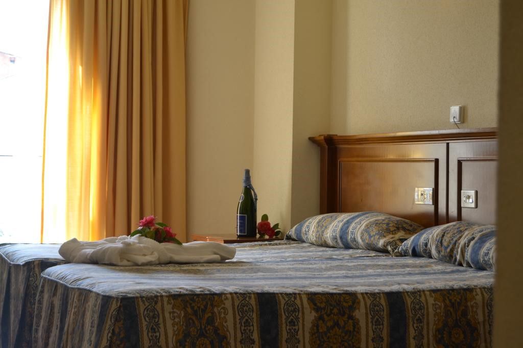 Duerming Villa De Sarria Hotel Bagian luar foto